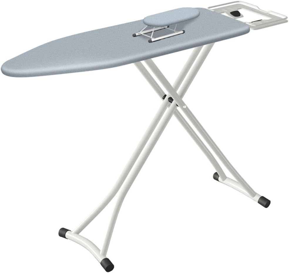 Une table de repassage offre un format de 120 x 30 x 85 cm